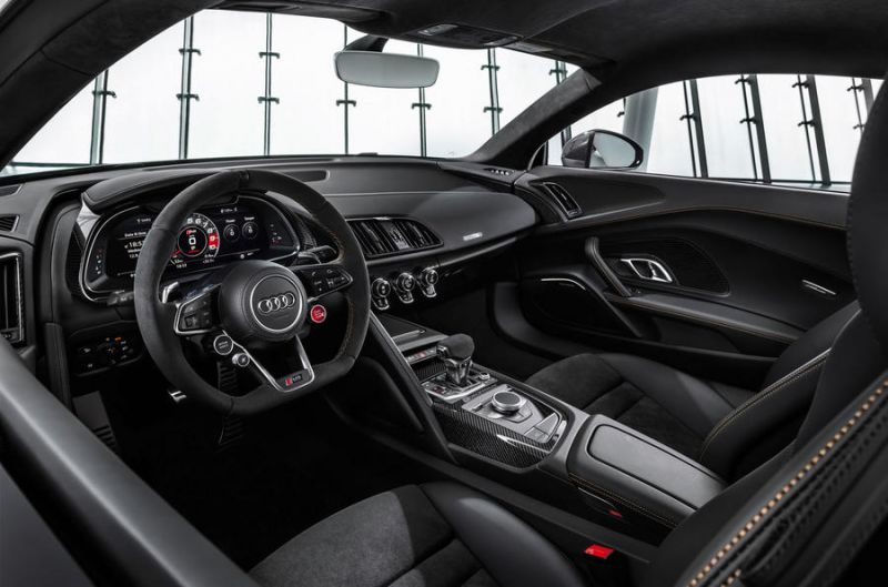 2019-es Audi R8 V10 Decennium beltere