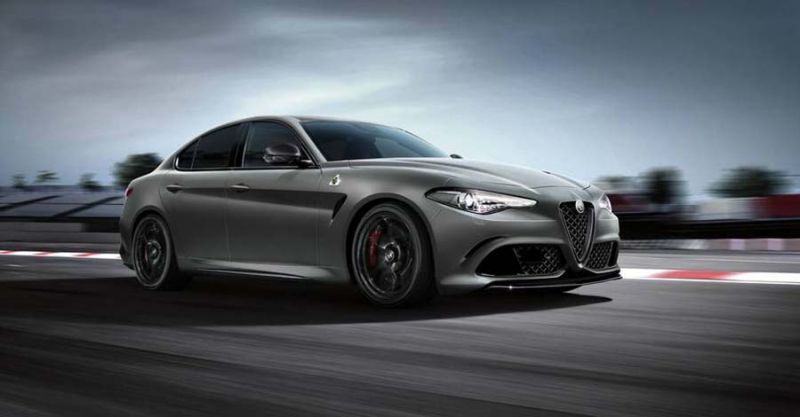 Alfa Romeo Giulia Quadrifoglio Nurburgring kiadás menet közben