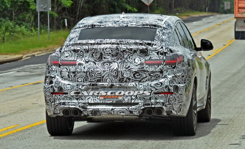 BMW X4M hátsó rész