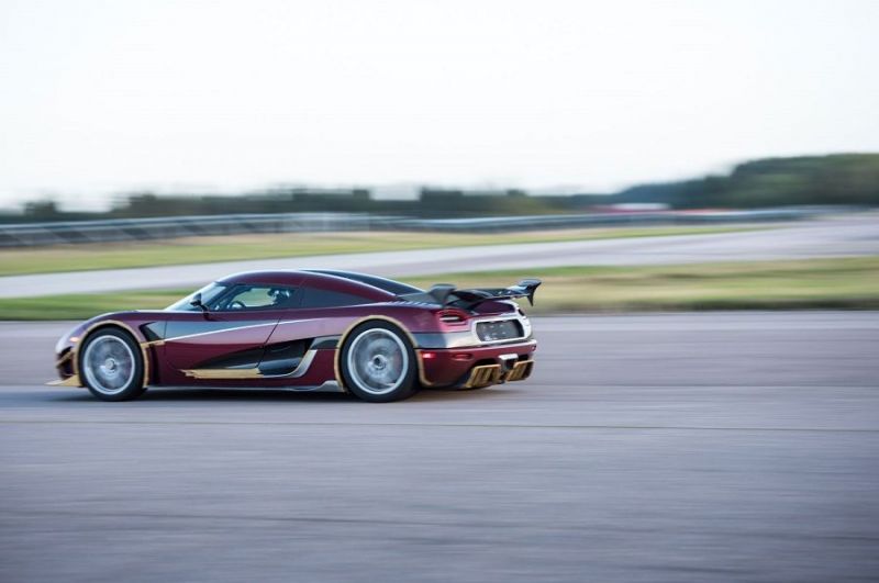 Köenigsegg Agera RS rekorddöntés