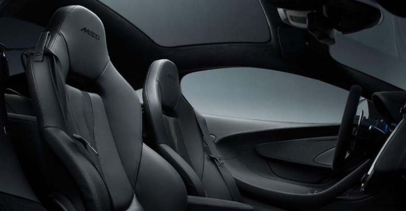 McLaren 570GT MSO Black Collection belsőtere