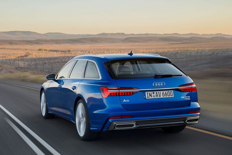 2018 Audi A6 Avant hatsónézetből közúton