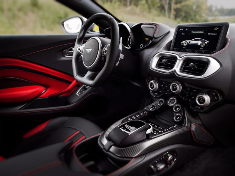 Aston Martin Vantage interior