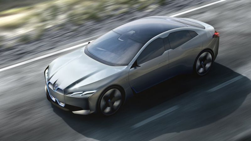 BMW i Vision Concept tanulmány autó felülnézetből, közúti fotón