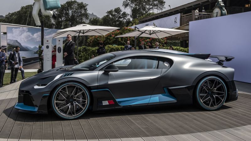 Bugatti Divo oldalról