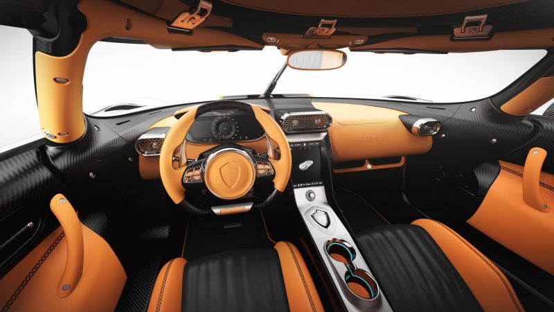 Koenigsegg Regara belső