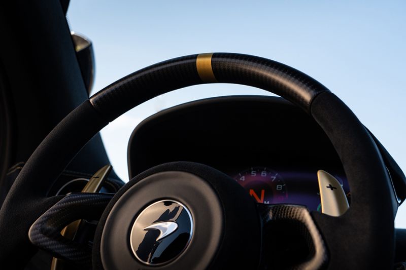 A McLaren 600LT Pikes Peak kormánya