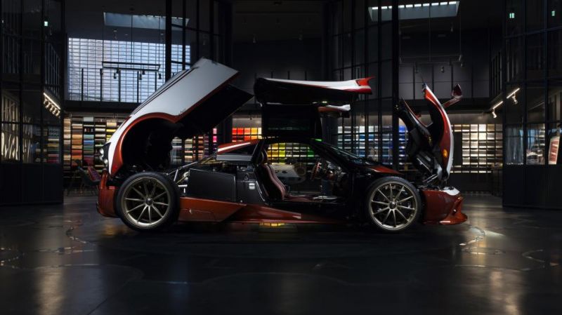 Pagani Huayra Lampo